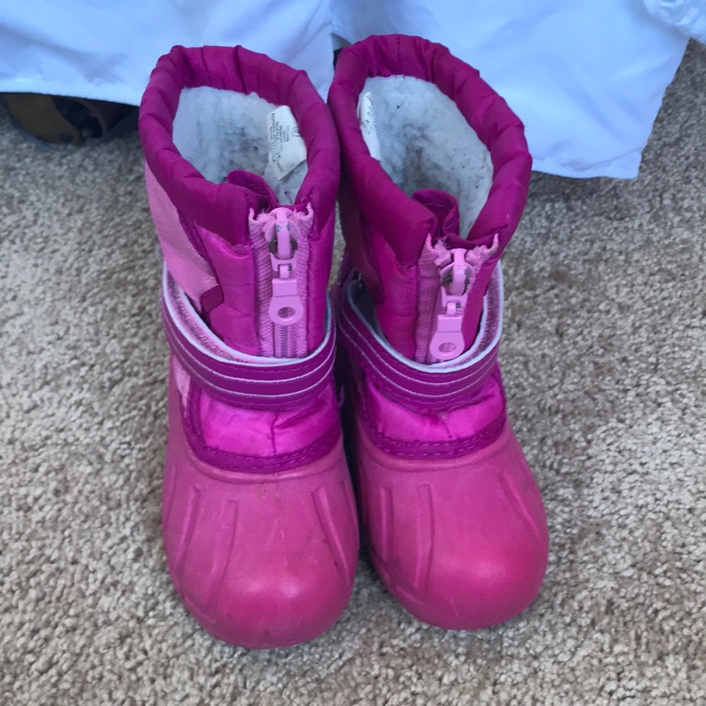 Toddler size 6 winter 🥶 snow boots